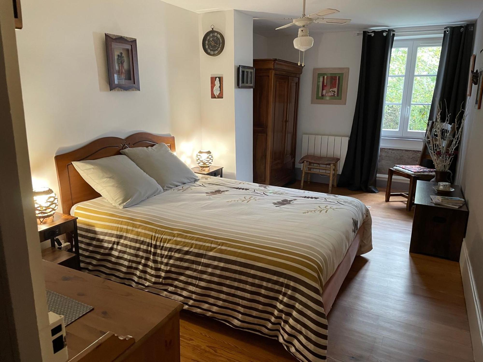 Bed and Breakfast Les Agapanthes Vaux-en-Beaujolais Exterior foto